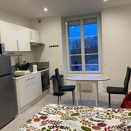Appartamento Studio meublé et lumineux 20m2 Vittel Esterno foto